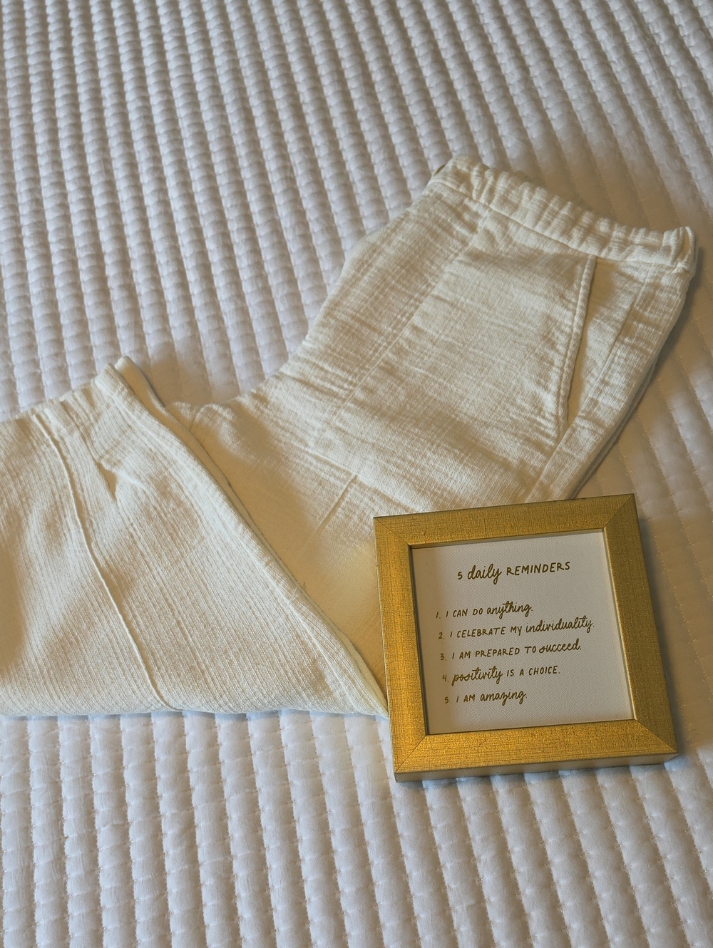 Zara Cream Textured Cropped Pants
